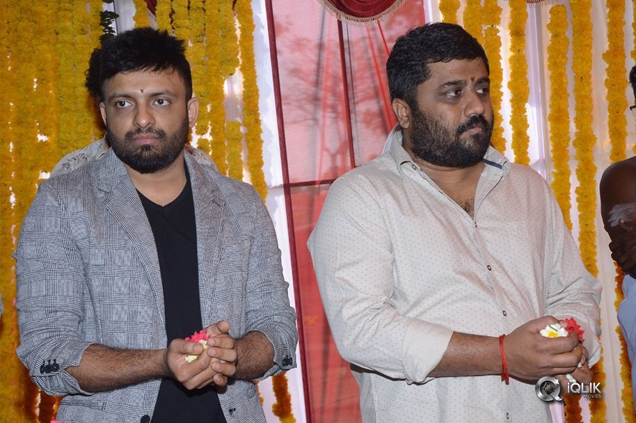 Vijay-Devarakonda-New-Movie-Opening-Photos